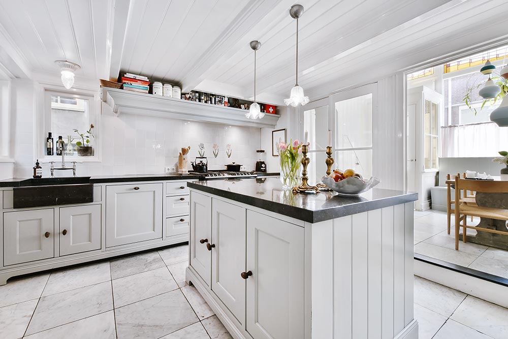 Bolden’s Painting | Interior vs. Exterior Paint: What’s the Difference?