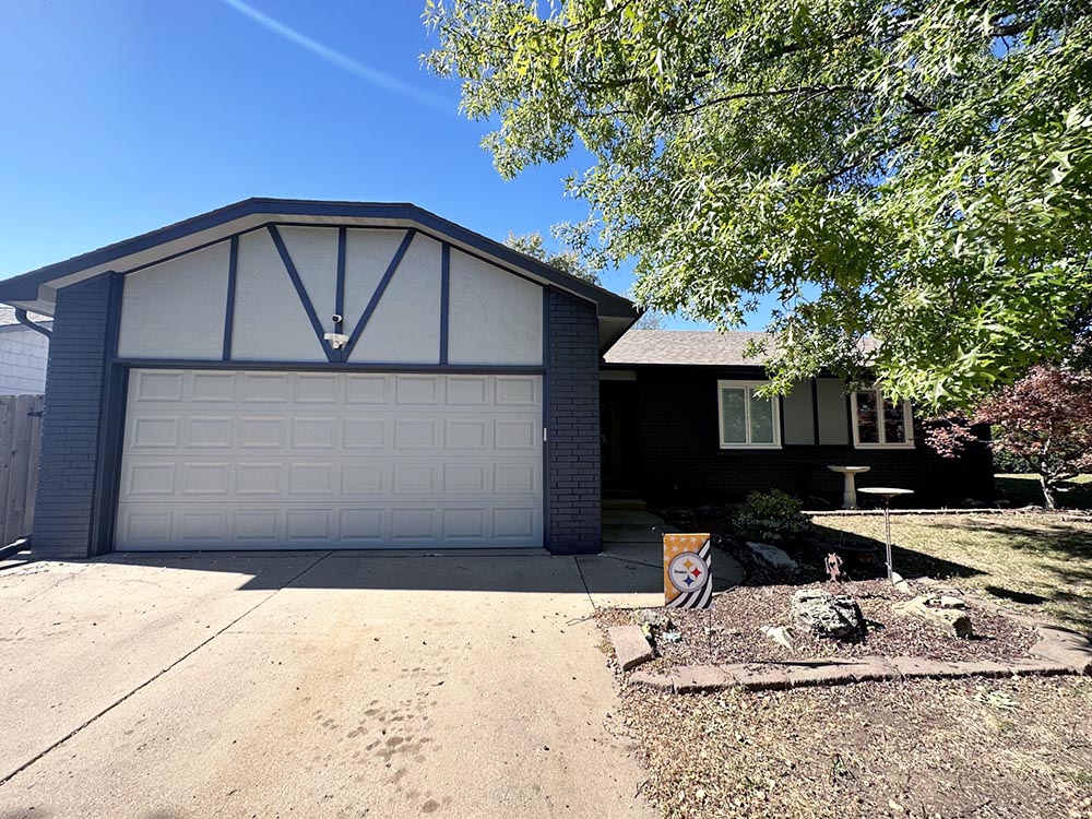 Bolden’s Painting | 5 Signs It’s Time to Repaint Your Wichita Home Exterior